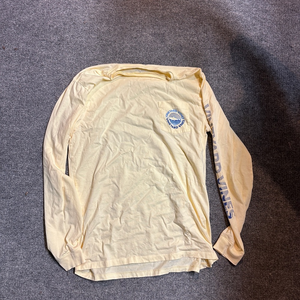 Vineyard Vines Top